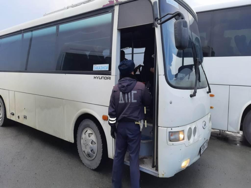 В Приморье сотрудники Госавтоинспекции Артема проводят профилактические мероприятия под названием «Автобус».