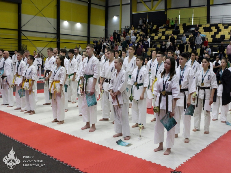 Артемовские каратисты завоевали 9 медалей на соревнованиях в Южно-Сахалинске.