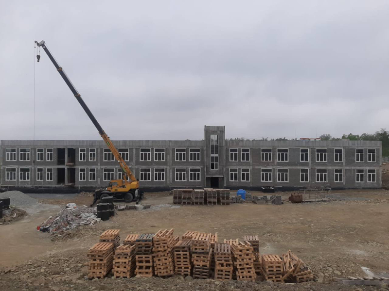В Артеме продолжается строительство нового детского сада.
