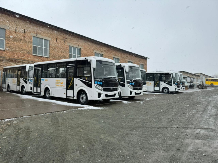 Вторая партия муниципальных автобусов прибыла в Артем.
